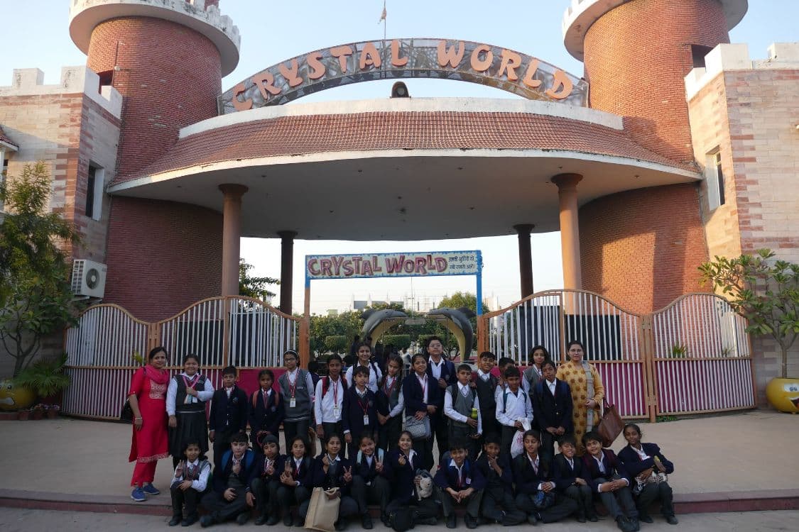 Swami Hariharanand Public School campus