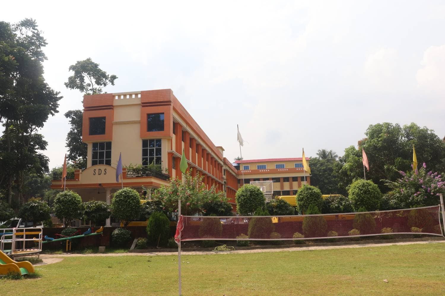 Stratford Day School campus