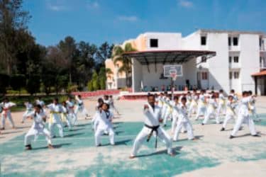 Dayananda Aryavidya Public School campus