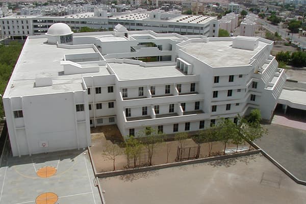 S.N. Kansagra School campus