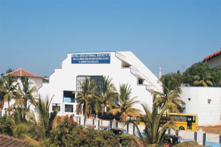 Dr. A.R. Undre English High School campus