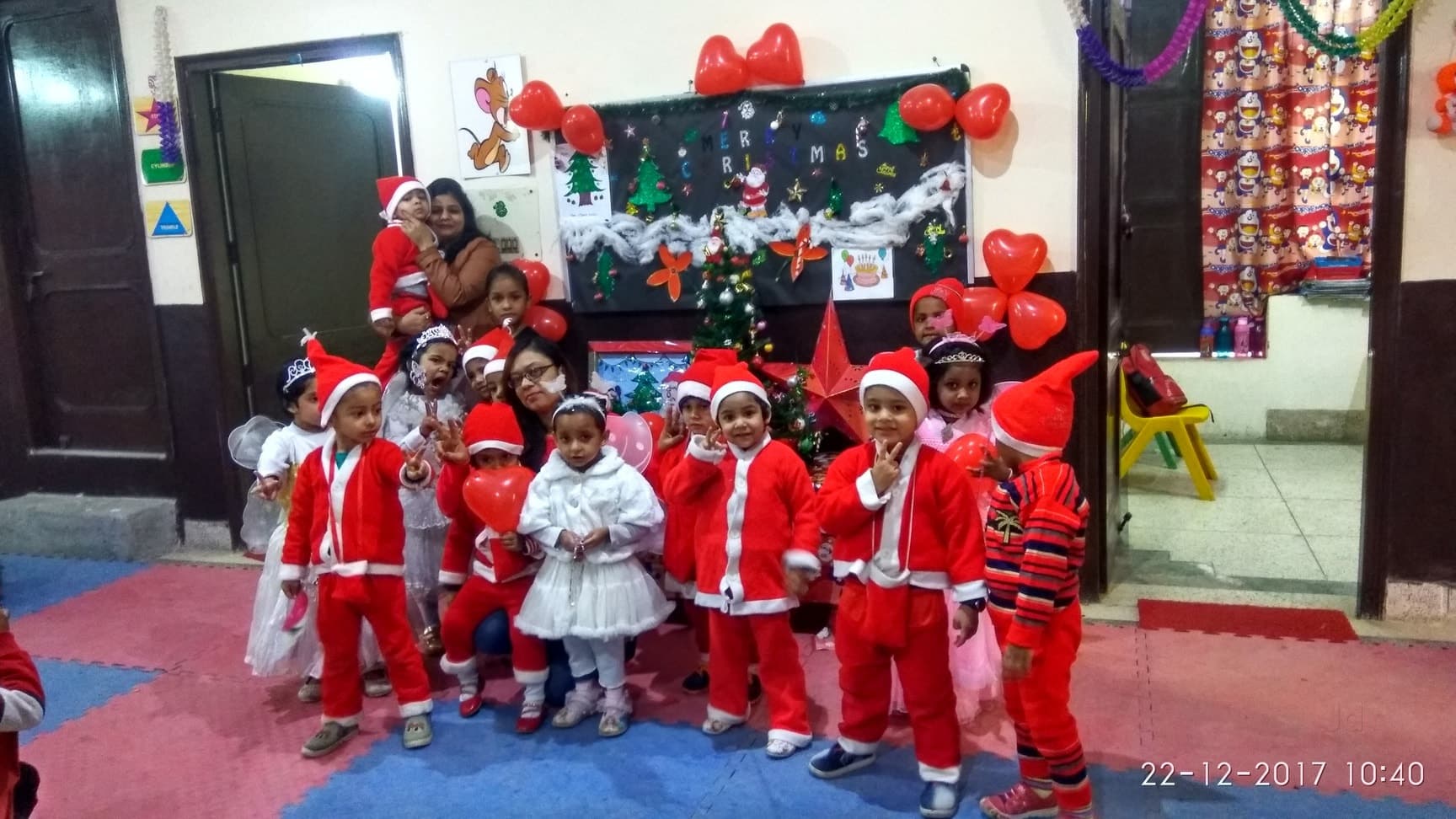Star Lill Champ Play&Day Care- best play school in Mahavir Enclave| Day care in Mahavir Enclave| campus