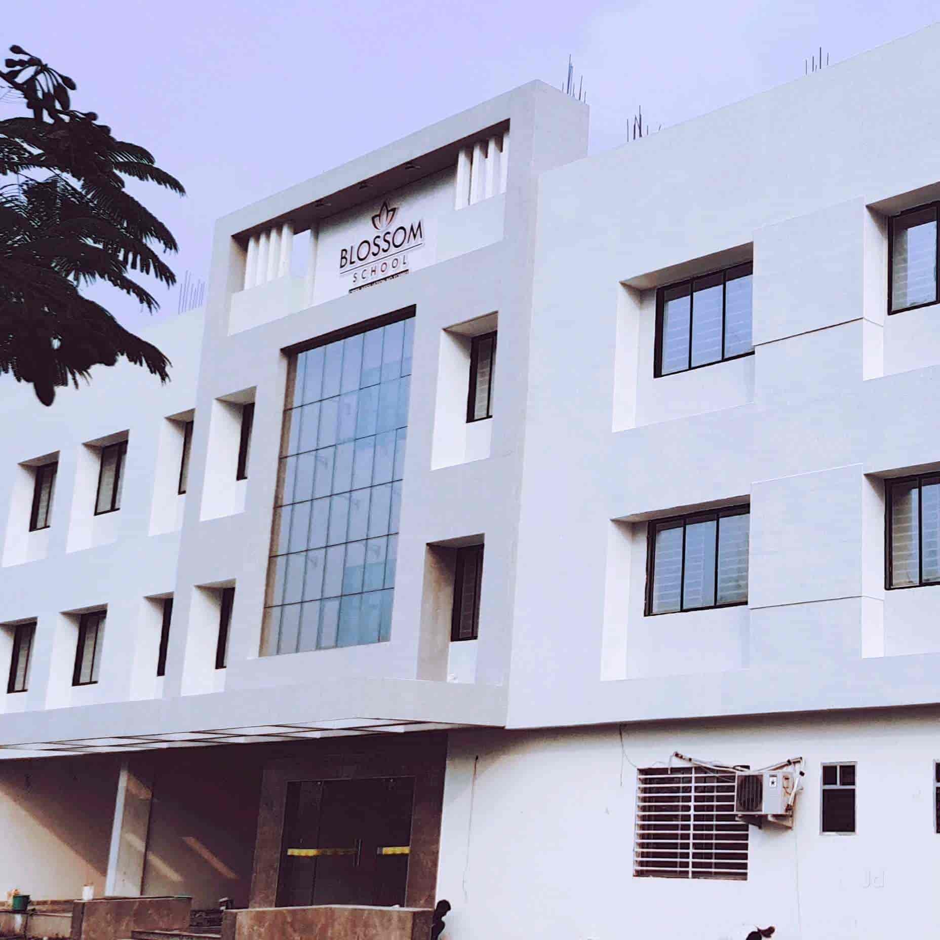 Blossom School campus