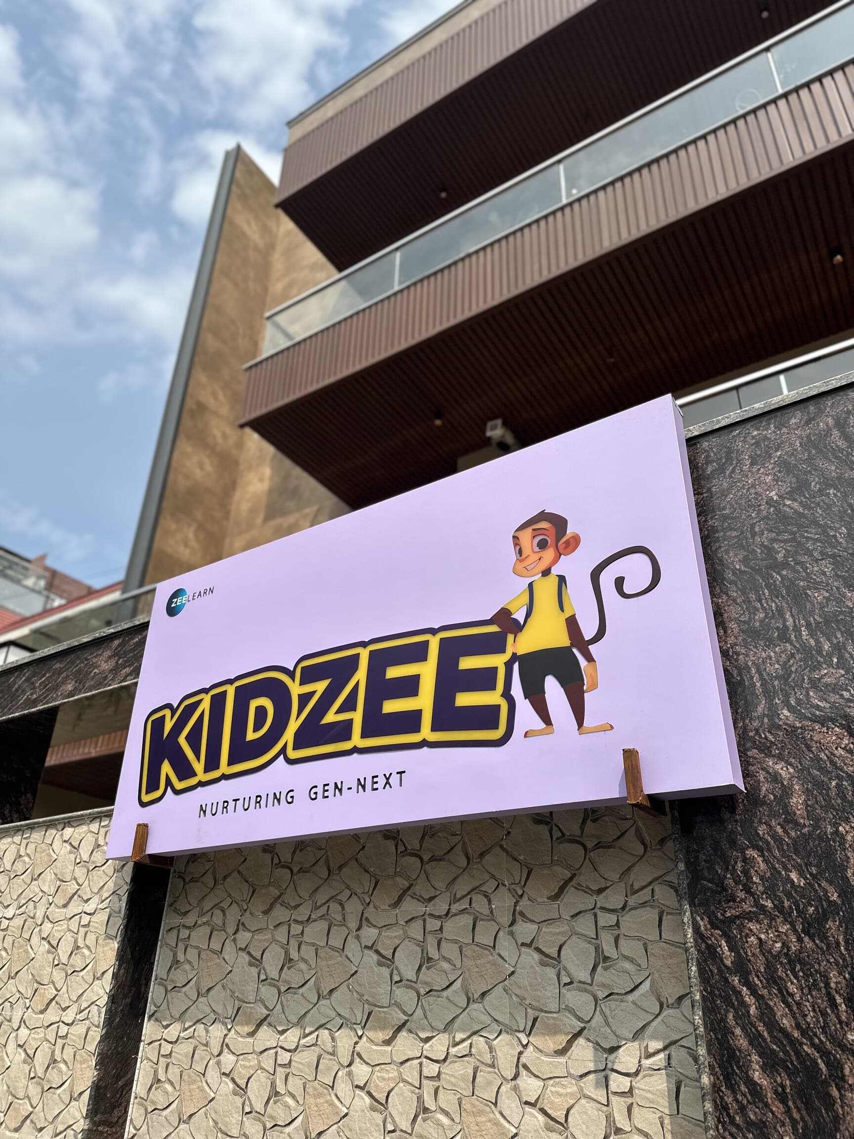 Kidzee Rampuri campus