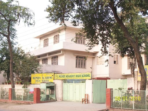 Wendy Academy High School campus